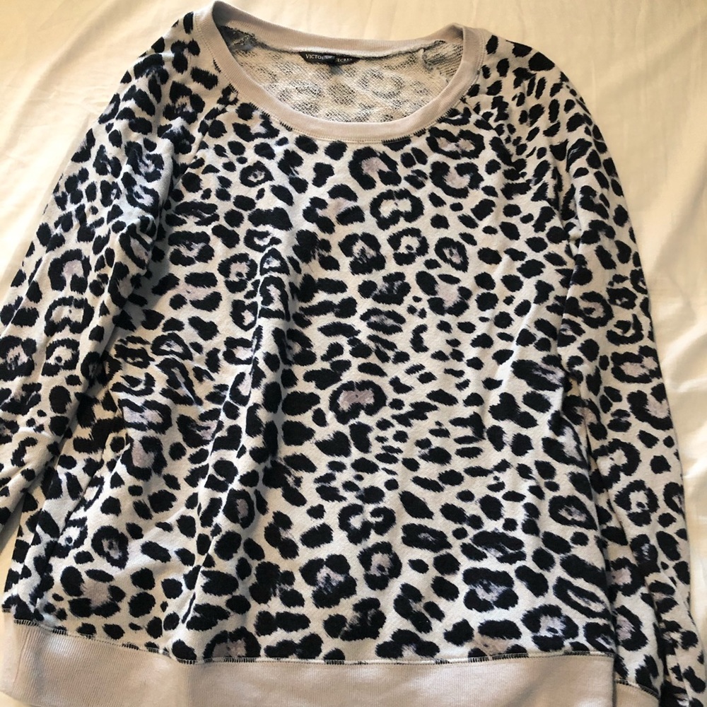 COPY - Cheetah sweatshirt